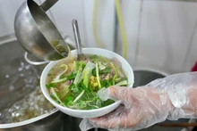 Традиционное говяжье фо.