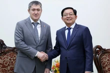 Вице-премьер Хо Куок Зунг и губернатор Пермского края РФ. Фото: VGP 