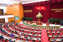 Общий вид закрытия пленума. Фото: Данг Кхоа