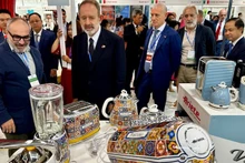 Делегаты посещают выставку. Фото: ВИА