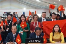 Делегация Вьетнама на сессии.