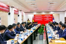 Общий вид переговоров. Фото: ВИА