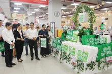 ESG является обязательным требованием для предприятий, стремящихся сохранять конкурентоспособность, привлекать инвесторов и устойчиво развиваться. Фото: До Бао