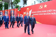 Генеральный секретарь ЦК КПВ То Лам принял участие в церемонии запуска специализированного электронного портала «Коммунистическая партия Вьетнама – XIV съезд»