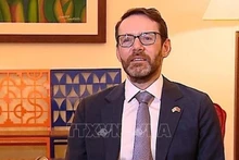 Посол Великобритании во Вьетнаме Иэн Фрю. Фото: ВИА