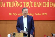 Генеральный секретарь ЦК КПВ То Лам выступает на заседании. Фото: Данг Кхоа