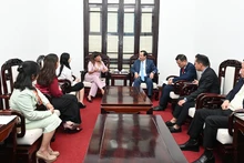 Общий вид встречи.