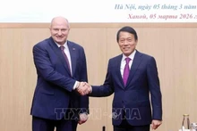 Министр Лыонг Там Куанг и глава МЧС Александр Куренков. Фото: ВИА