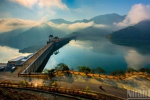 Величественная красота гидроэлектростанции среди гор и лесов Северо-Запада Вьетнама