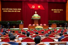 [Фото] Закрылся 15-й пленум ЦК КПВ XIII созыва