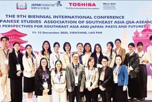 Преподаватели и студенты кафедры востоковедения Университета социальных и гуманитарных наук (Ханой) приняли участие в международном семинаре в Лаосе в декабре 2025 года. 