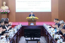 Председатель СОДВ Фан Ань Шон выступает на форуме. Фото: ВИА