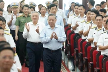 Генеральный секретарь ЦК КПВ То Лам на рабочей встрече. Фото: ВИА