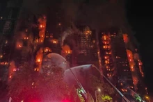 Пожар в Гонконге. Фото: Синьхуа