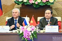 Председатель НС Чан Тхань Ман и Председатель ГД Вячеслав Володин на заседании. Фото: Зюи Линь