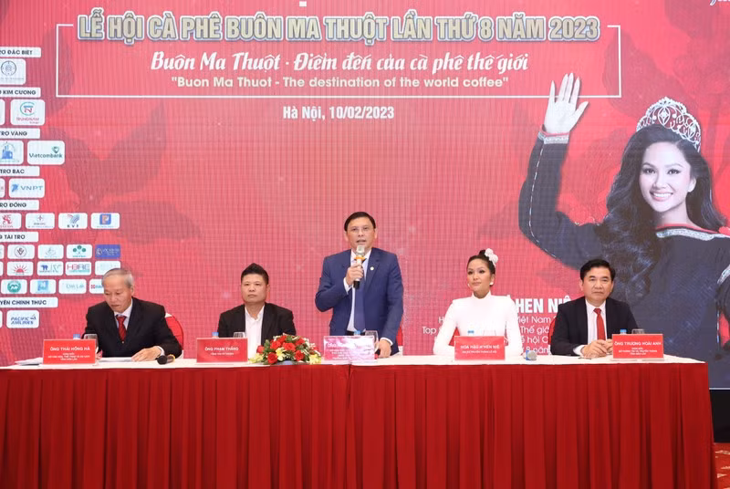 Представление 8-го фестиваля кофе Буонматхуот – 2023 в Ханое.
