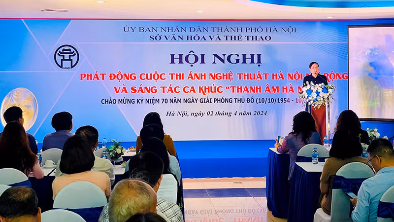 Церемония объявления конкурсов. Фото: hanoimoi.vn