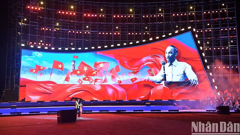 Художественный номер на открытии фестиваля