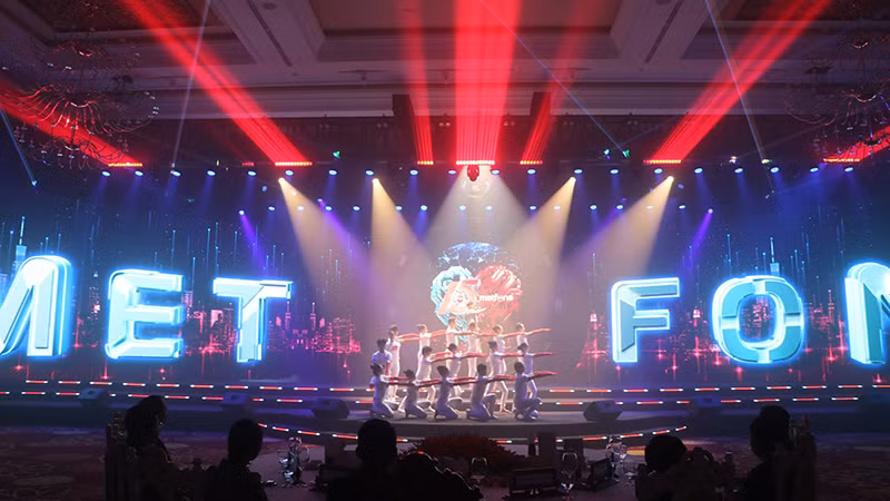 Metfone содействует развитию цифровой экономики и цифрового общества в Камбодже. 