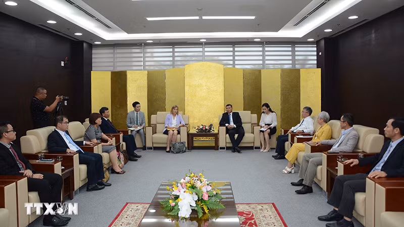 Общий вид приема. Фото: ВИА