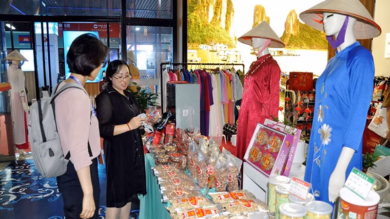 Вьетнамский стенд на ярмарке. Фото: ВИА