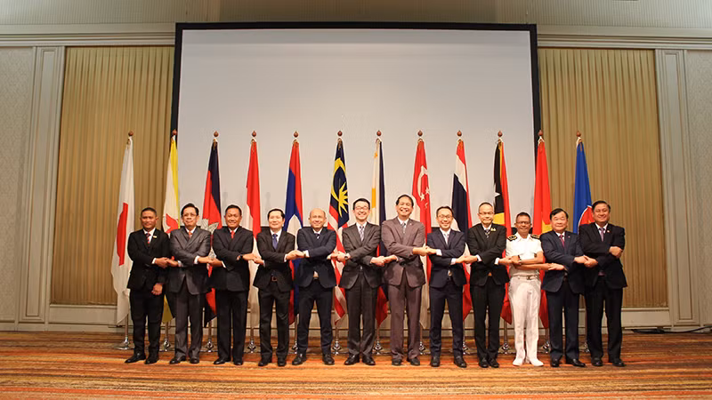 Делегаты на 13-м совещании замминистров обороны АСЕАН-Япония. Фото: ВИА