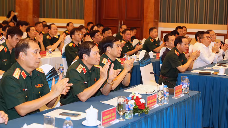 Делегаты на встрече.