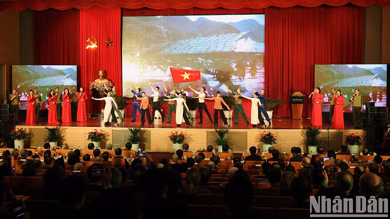 Художественный номер на церемонии.