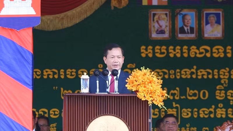 Премьер-министр Камбоджи Хун Манет выступает на церемонии. Фото: Fresh News