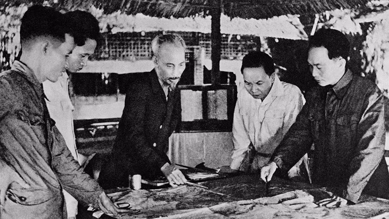 В конце 1953 г. Политбюро приняло решение о начале операции Дьенбьенфу. Фото: ВИА