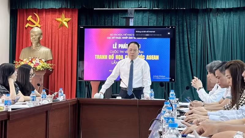 На церемонии объявления начала конкурса. Фото: qdnd.vn