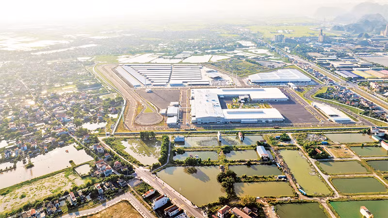 Вид на индустриальный парк Жанкхау (уезд Жавиен, провинция Ниньбинь)