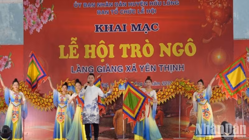 Уезд Хыулунг провинции Лангшон провел открытие фестиваля Чонго в общине Йентхинь 2024 года. Это традиционный фольклорный праздник, который проводится раз в 2 года 10 января по лунному календарю. Фото: Хунг Чанг - Куок Дат