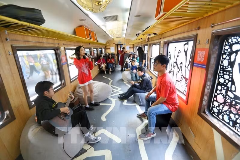 Один из вагонов, предназначенных для обслуживания пассажиров в общественных мероприятиях. Фото: ВИА