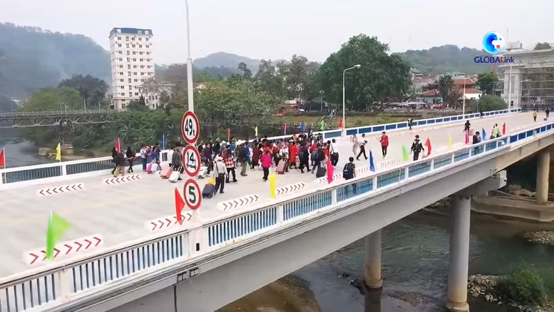 Фото с экрана.