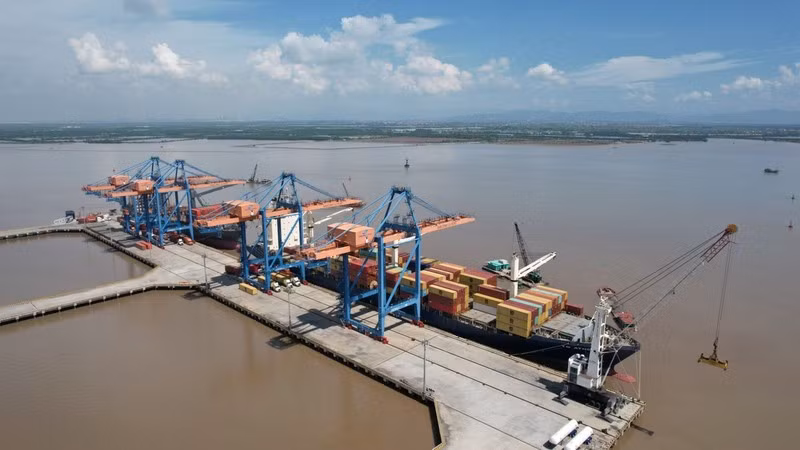 Порт Латьхуен.