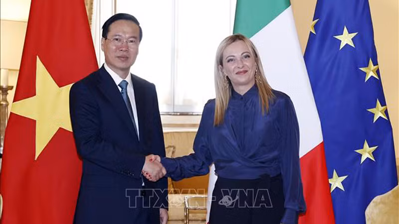 Президент Во Ван Тхыонг и Премьер-министр Италии Джорджа Мелони. Фото: ВИА