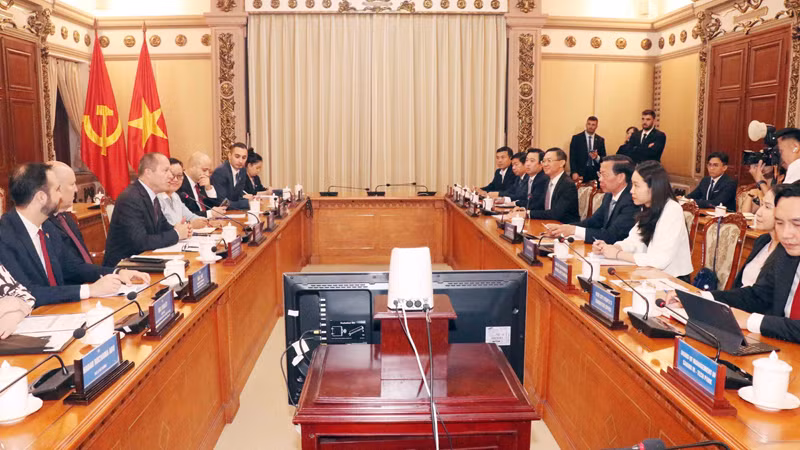 Общий вид встречи. Фото: ВИА