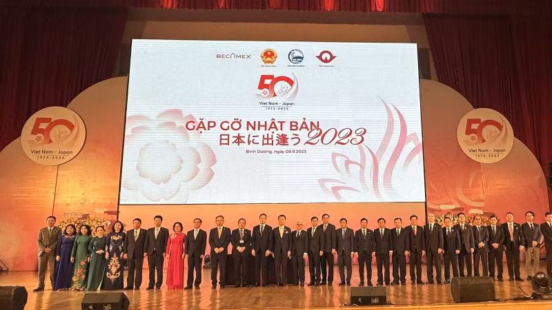 Делегаты на открытии программы.