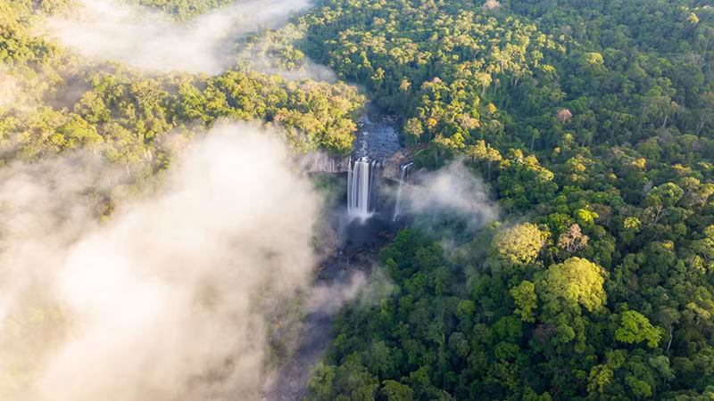 Величественная красота водопада К50. Фото: vnexpress.net