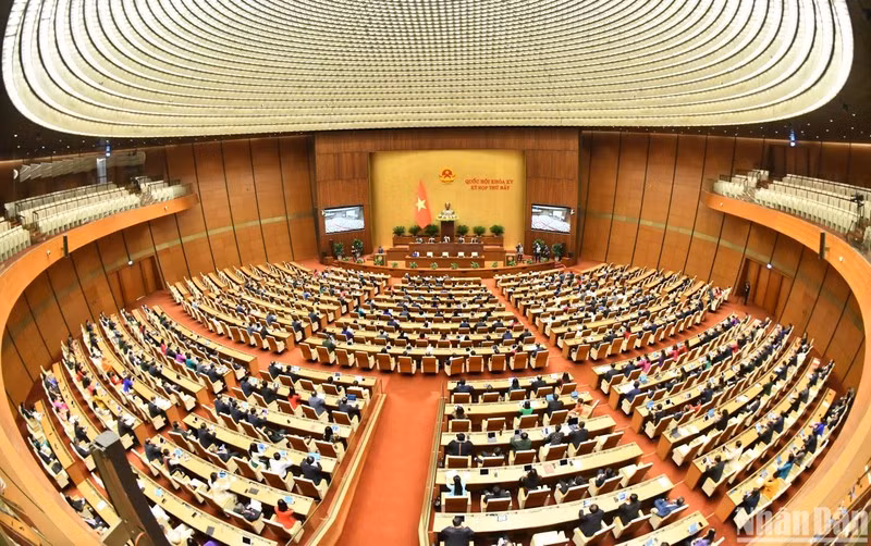 Общий вид заключительного заседания 7-й сессии Национального собрания XV созыва. Фото: Данг Кхоа