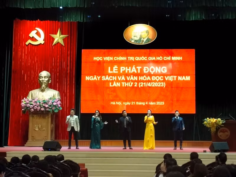 Художественное выступление на церемонии.