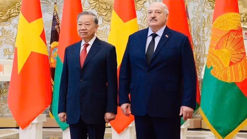 Церемония привествия Генерального секретаря ЦК КПВ То Лама, прибывшего с государственным визитом в Республику Беларусь. Фото: ВИА