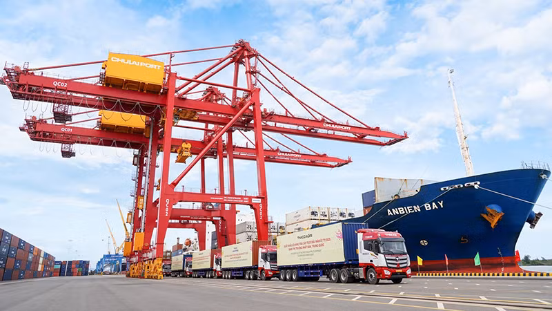 Крупные частные предприятия, такие как Vingroup, Thaco, TH, HPG и др. вышли на региональный рынок и стали брендами, которыми гордиться вьетнамский народ. Фото: Ле Тиен