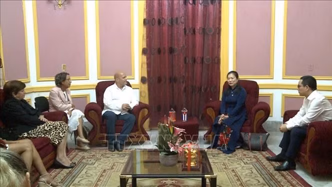 Общий вид рабочей встречи. Фото: ВИА