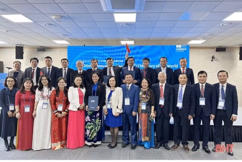 Вьетнамская делегация на мероприятии. Фото: dsvh.gov.vn