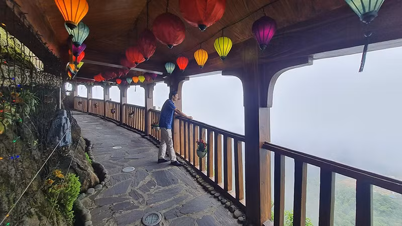 Зона экотуризма на вершине Хоанглиен – небесных воротах Окюихо – это прекрасное место для чек-ин.