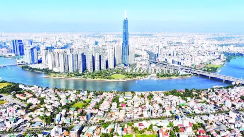 Вид на часть г. Хошимина с высоты. 