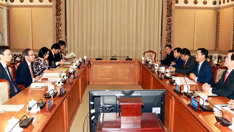 Общий вид приема.