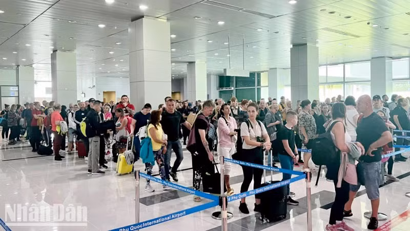 На Фукуок привезли туристов из Чехии. 